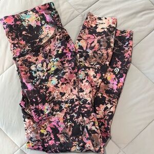 Lululemon Base Pace 25" Tight Stencil Blossom Red Multi
